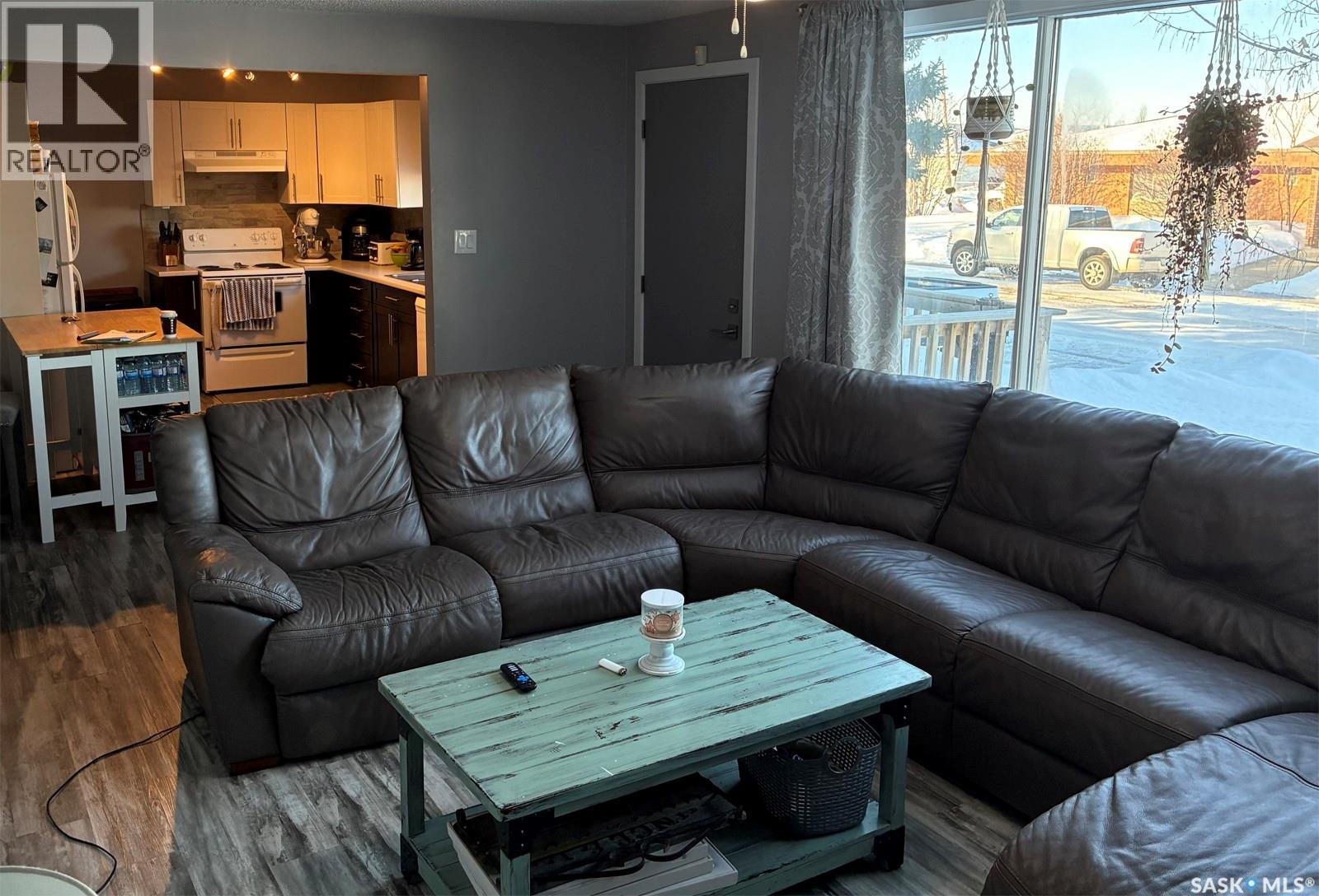 516 3rd Street W, Meadow Lake, Saskatchewan  S9X 1H1 - Photo 3 - SK029461