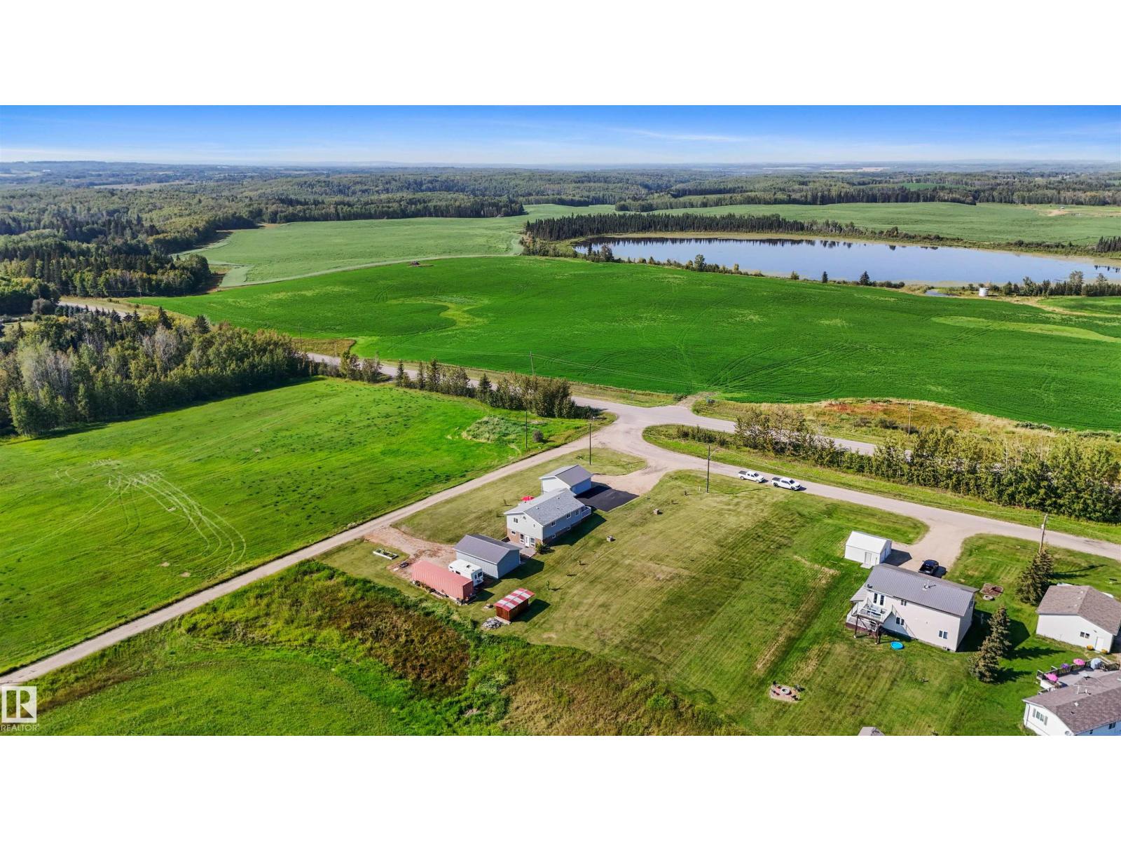 5049 50a Av, Rural Brazeau County, Alberta  T0C 1W0 - Photo 2 - E4475452