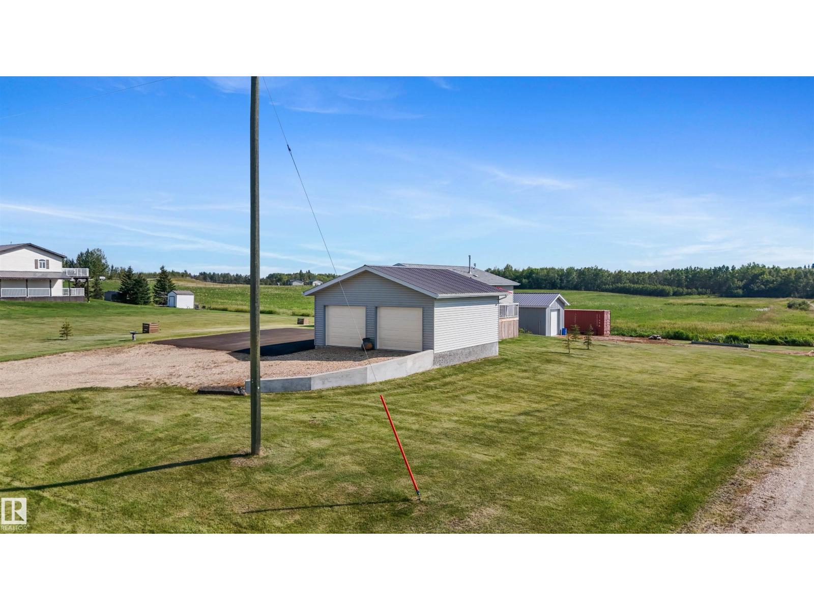 5049 50a Av, Rural Brazeau County, Alberta  T0C 1W0 - Photo 7 - E4475452