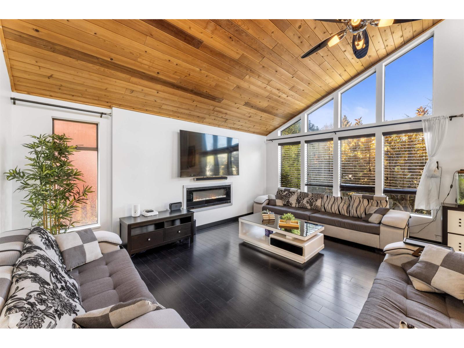 9840 158a Street, Surrey, British Columbia  V4N 2A3 - Photo 5 - R3094479