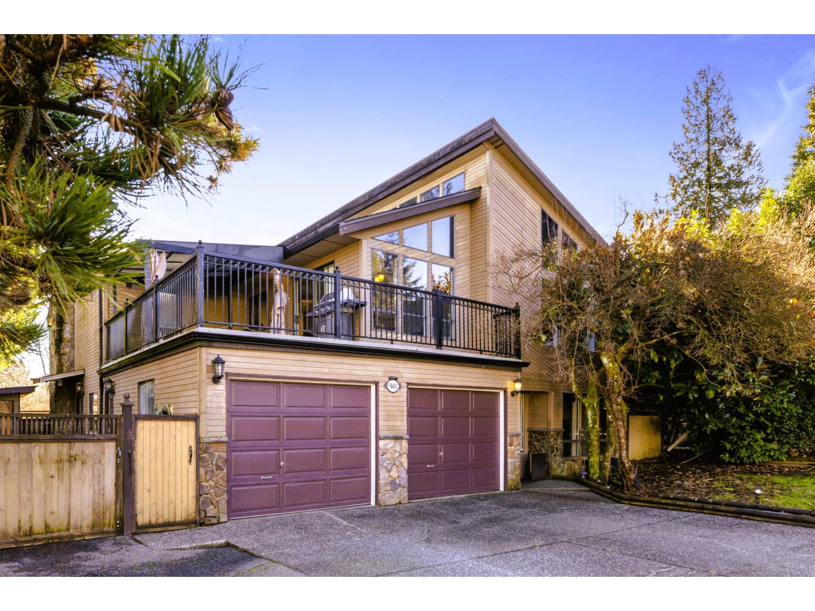 9840 158a Street, Surrey, British Columbia  V4N 2A3 - Photo 1 - R3094479