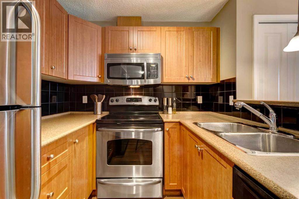 2339, 8 Bridlecrest Drive Sw, Calgary, Alberta T2Y 0H7 - Photo 3 - A2288880