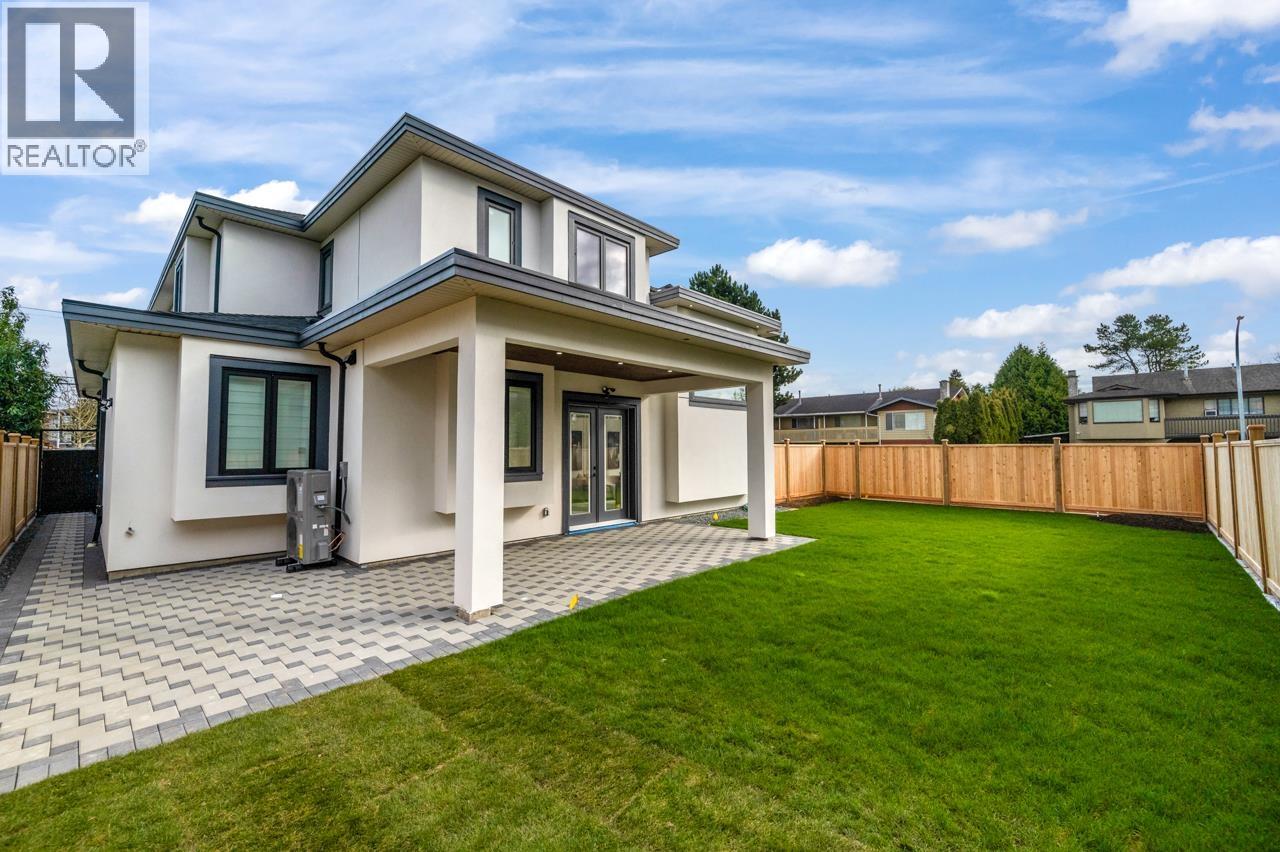 Listing Picture 31 of 35 : 4991 CABOT DRIVE, Richmond / 烈治文 - 魯藝地產 Yvonne Lu Group - MLS Medallion Club Member