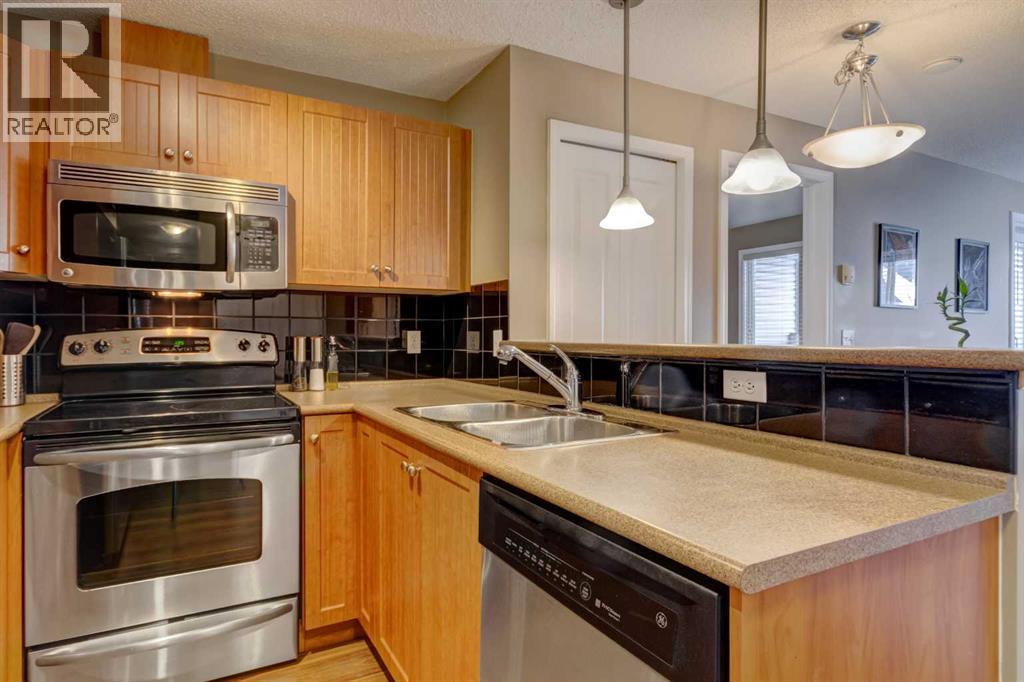 2339, 8 Bridlecrest Drive Sw, Calgary, Alberta T2Y 0H7 - Photo 2 - A2288880