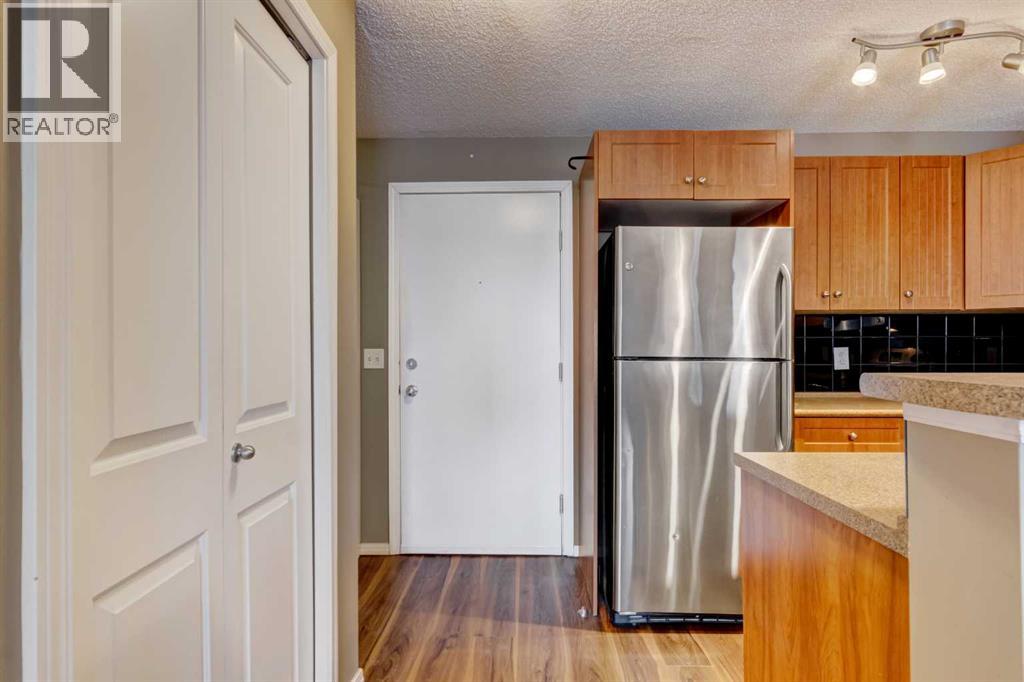 2339, 8 Bridlecrest Drive Sw, Calgary, Alberta T2Y 0H7 - Photo 7 - A2288880