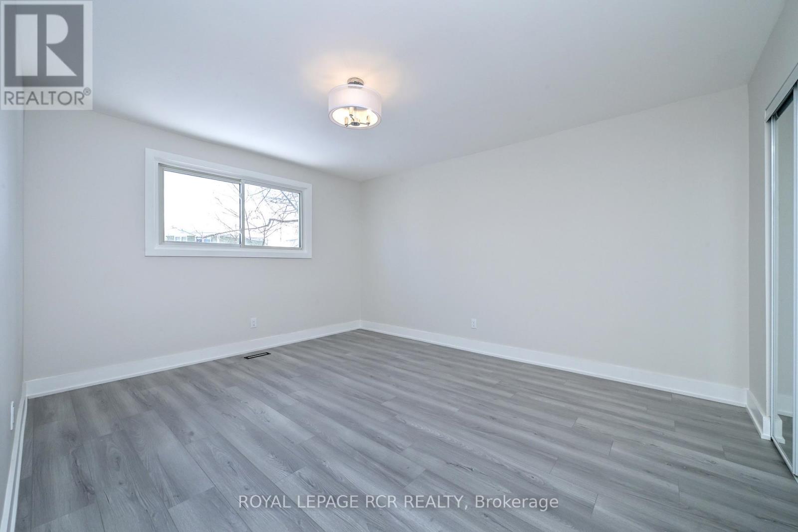 106 Burbank Crescent, Orangeville, Ontario  L9W 3E7 - Photo 13 - W12834468