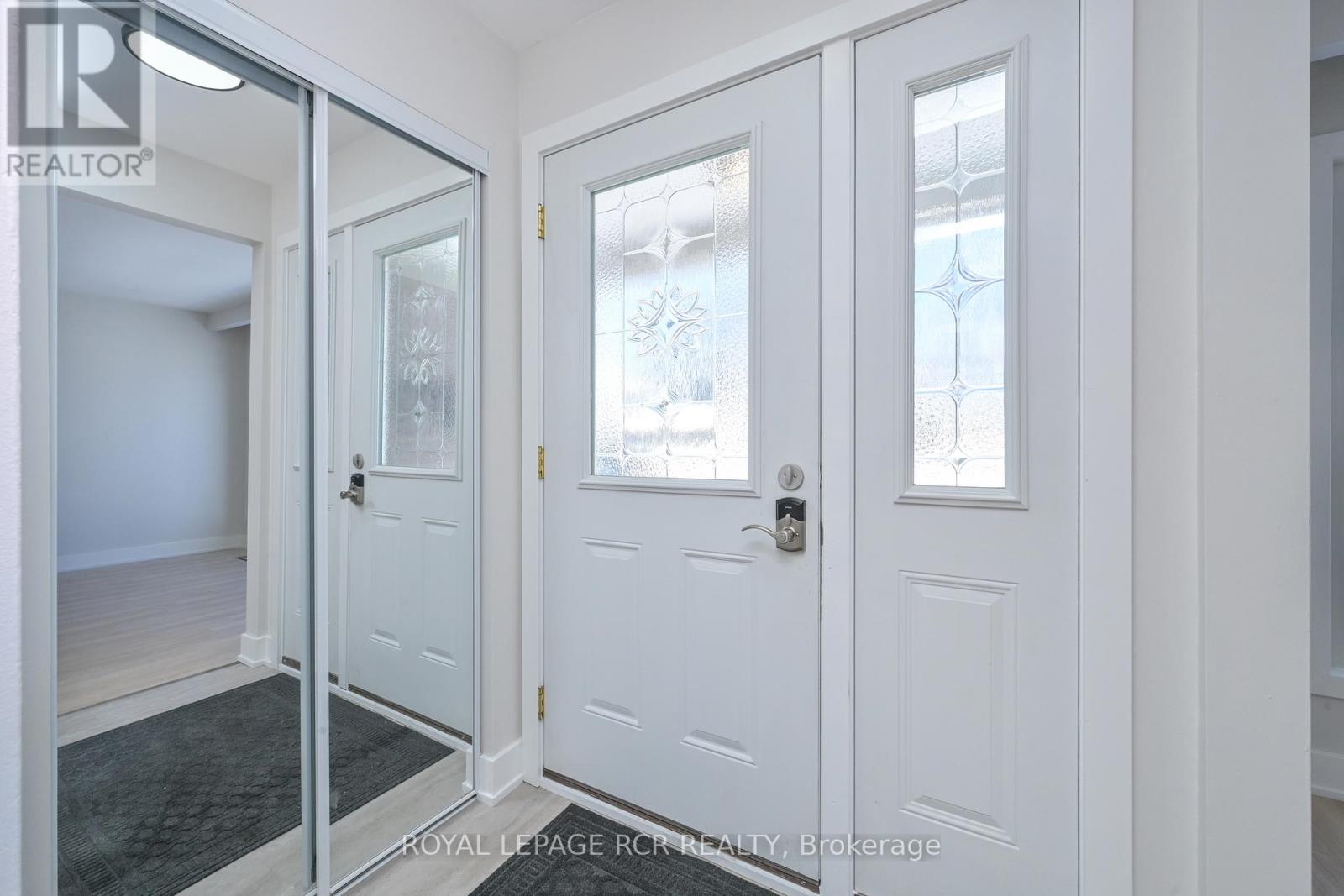 106 Burbank Crescent, Orangeville, Ontario  L9W 3E7 - Photo 3 - W12834468