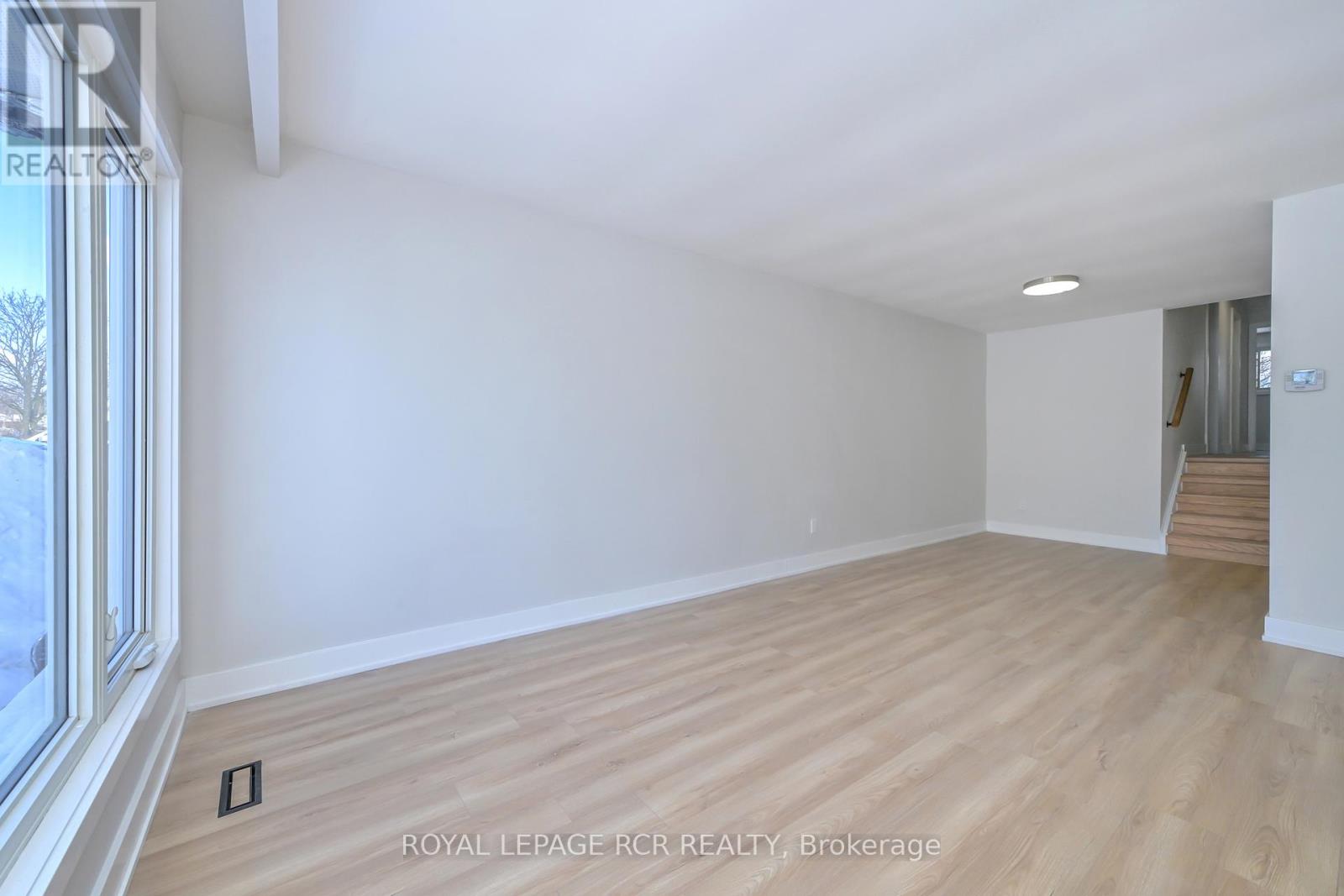 106 Burbank Crescent, Orangeville, Ontario  L9W 3E7 - Photo 8 - W12834468