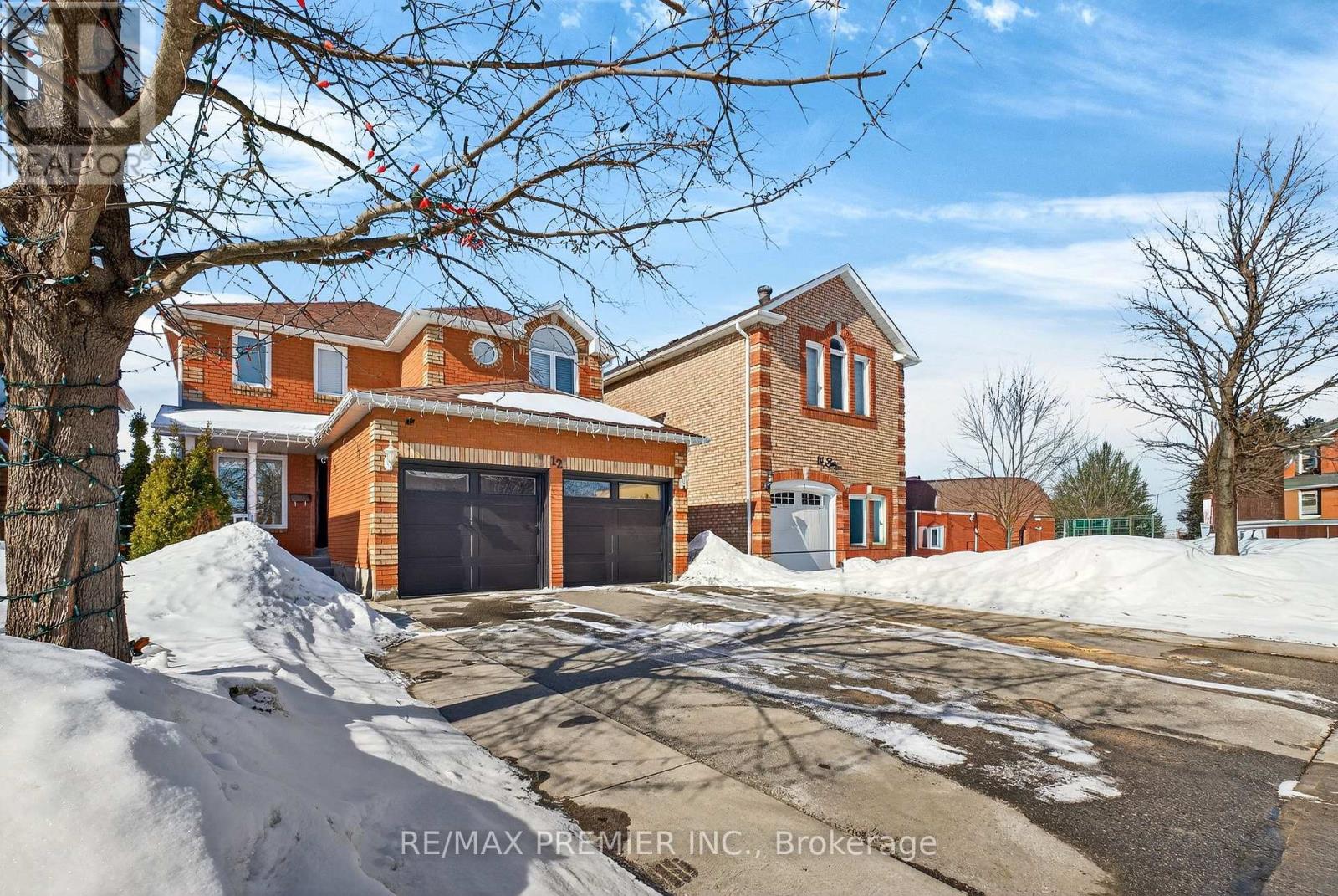 12 Bayview Street, Brampton, Ontario  L6X 4P1 - Photo 3 - W12834486