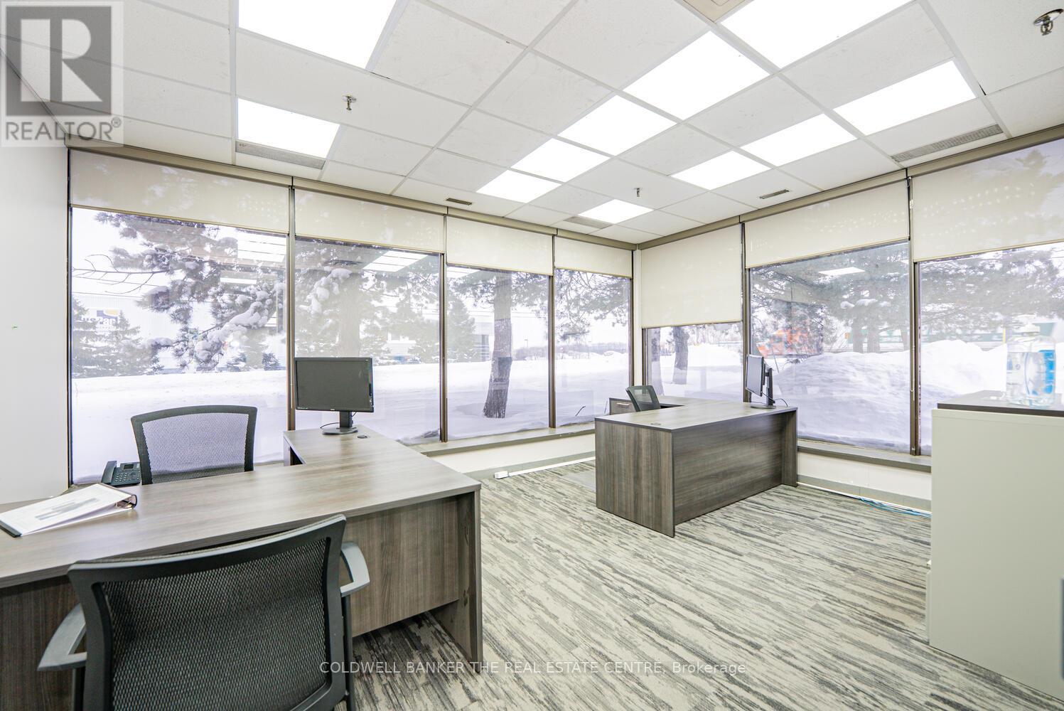 6015 Kestrel Road, Mississauga, Ontario  L5T 1S8 - Photo 21 - W12834502