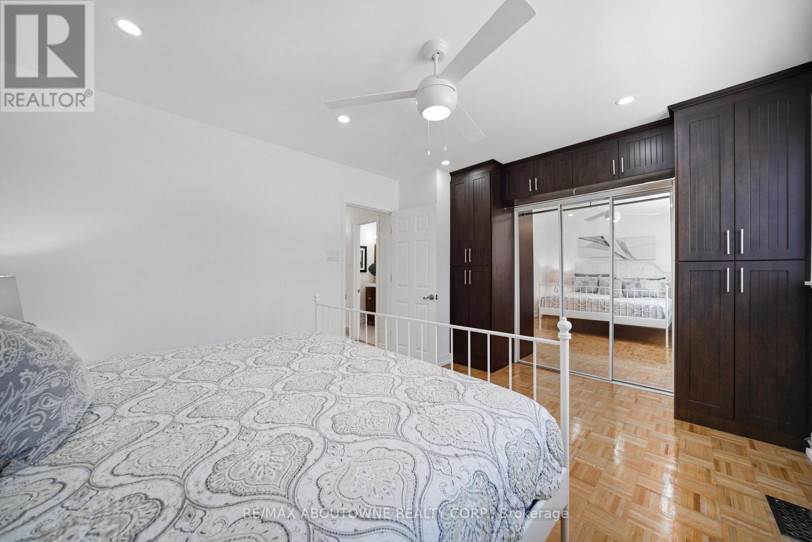 1238 Bray Court, Mississauga, Ontario  L5J 3S5 - Photo 19 - W12834550