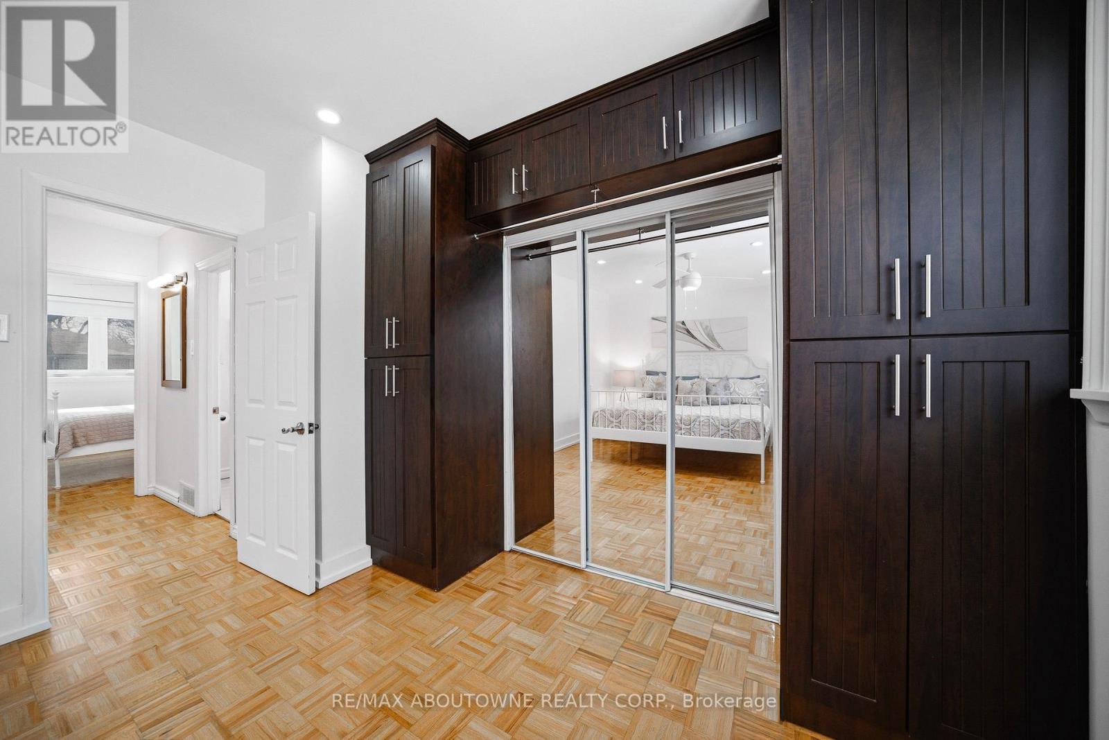 1238 Bray Court, Mississauga, Ontario  L5J 3S5 - Photo 20 - W12834550