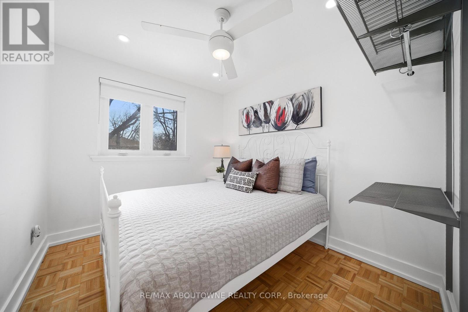 1238 Bray Court, Mississauga, Ontario  L5J 3S5 - Photo 23 - W12834550