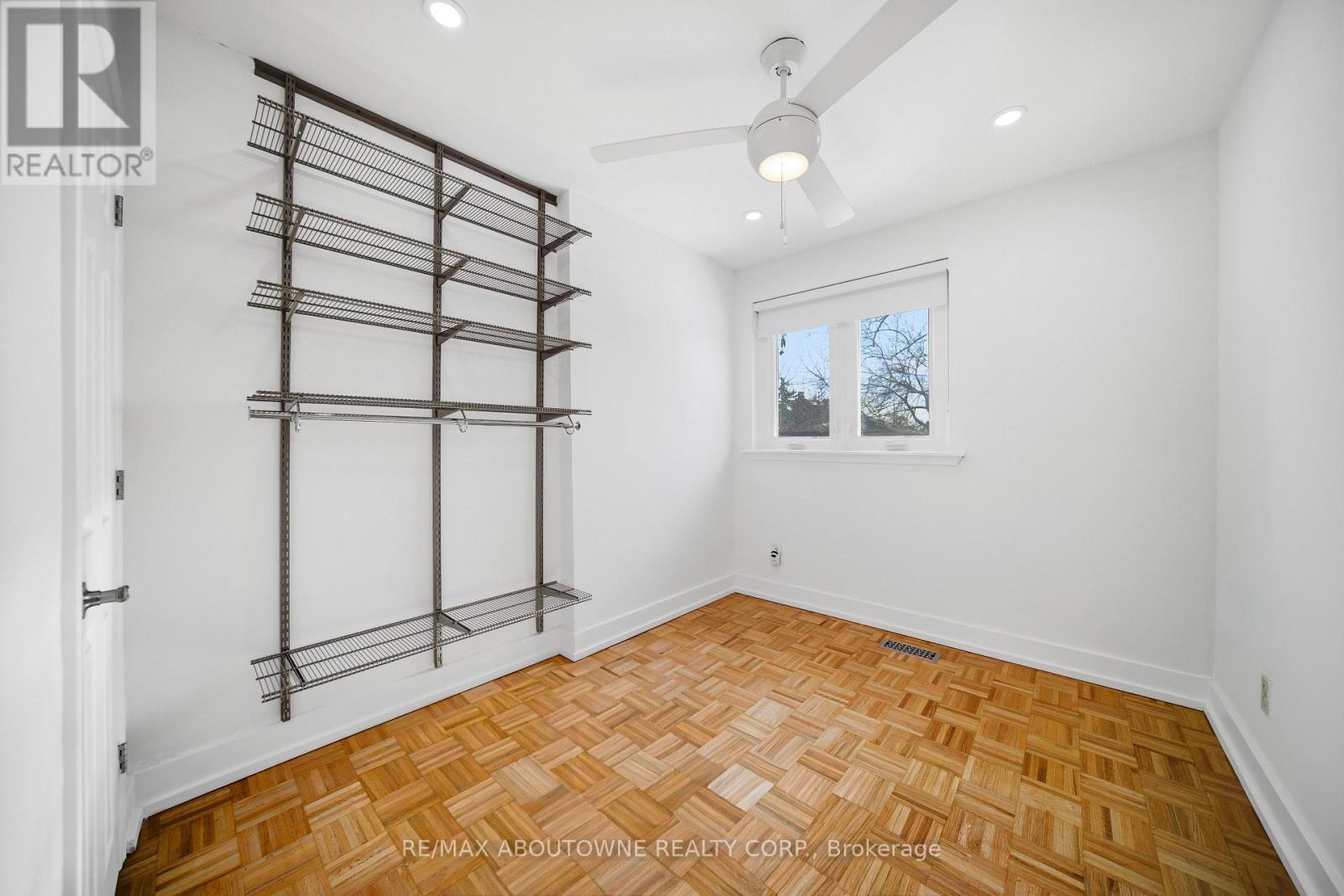 1238 Bray Court, Mississauga, Ontario  L5J 3S5 - Photo 25 - W12834550