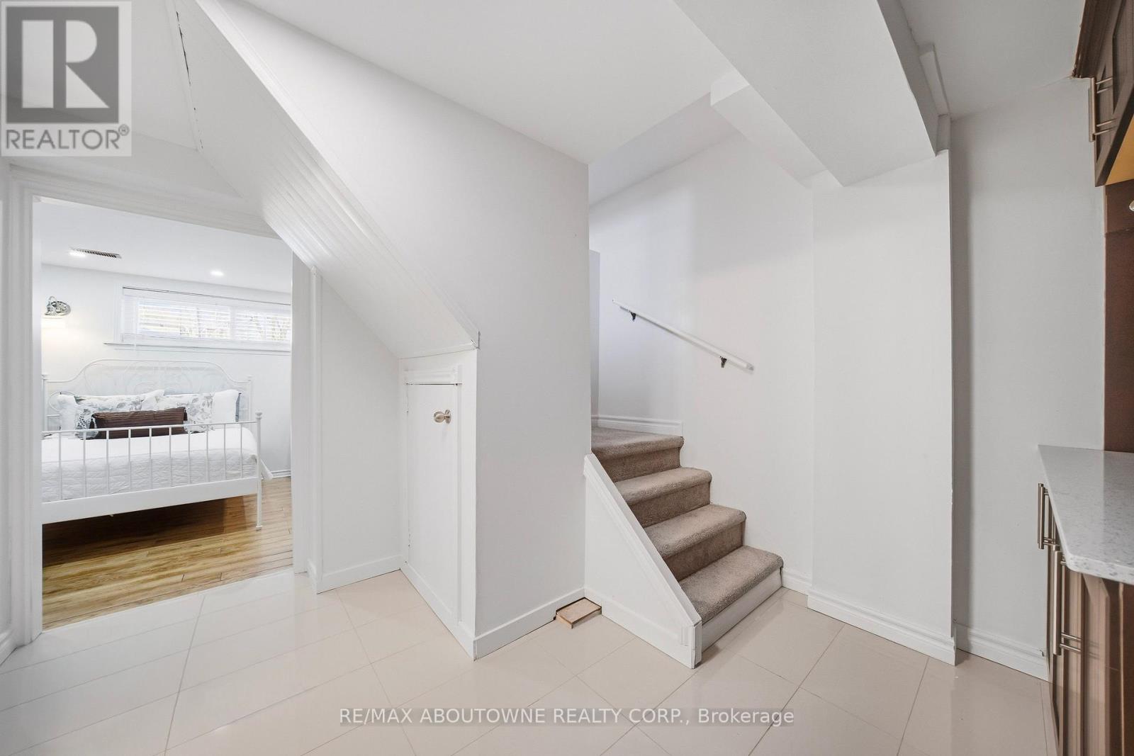 1238 Bray Court, Mississauga, Ontario  L5J 3S5 - Photo 27 - W12834550