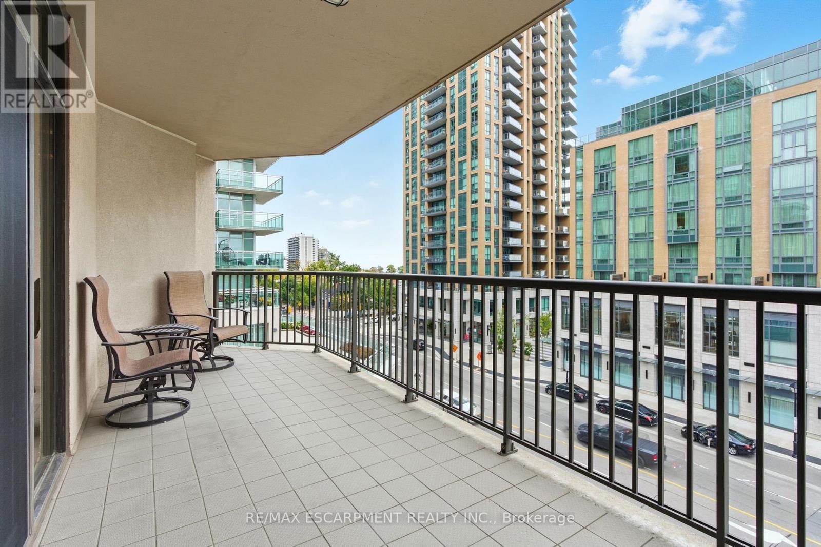 512 - 399 Elizabeth Street, Burlington, Ontario  L7R 0A4 - Photo 19 - W12834582