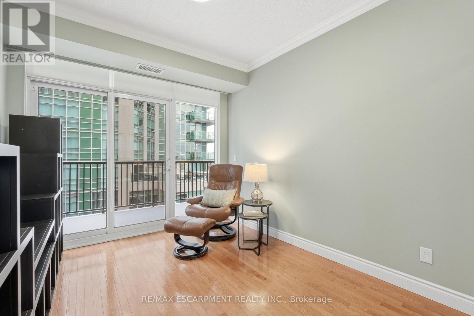 512 - 399 Elizabeth Street, Burlington, Ontario  L7R 0A4 - Photo 37 - W12834582