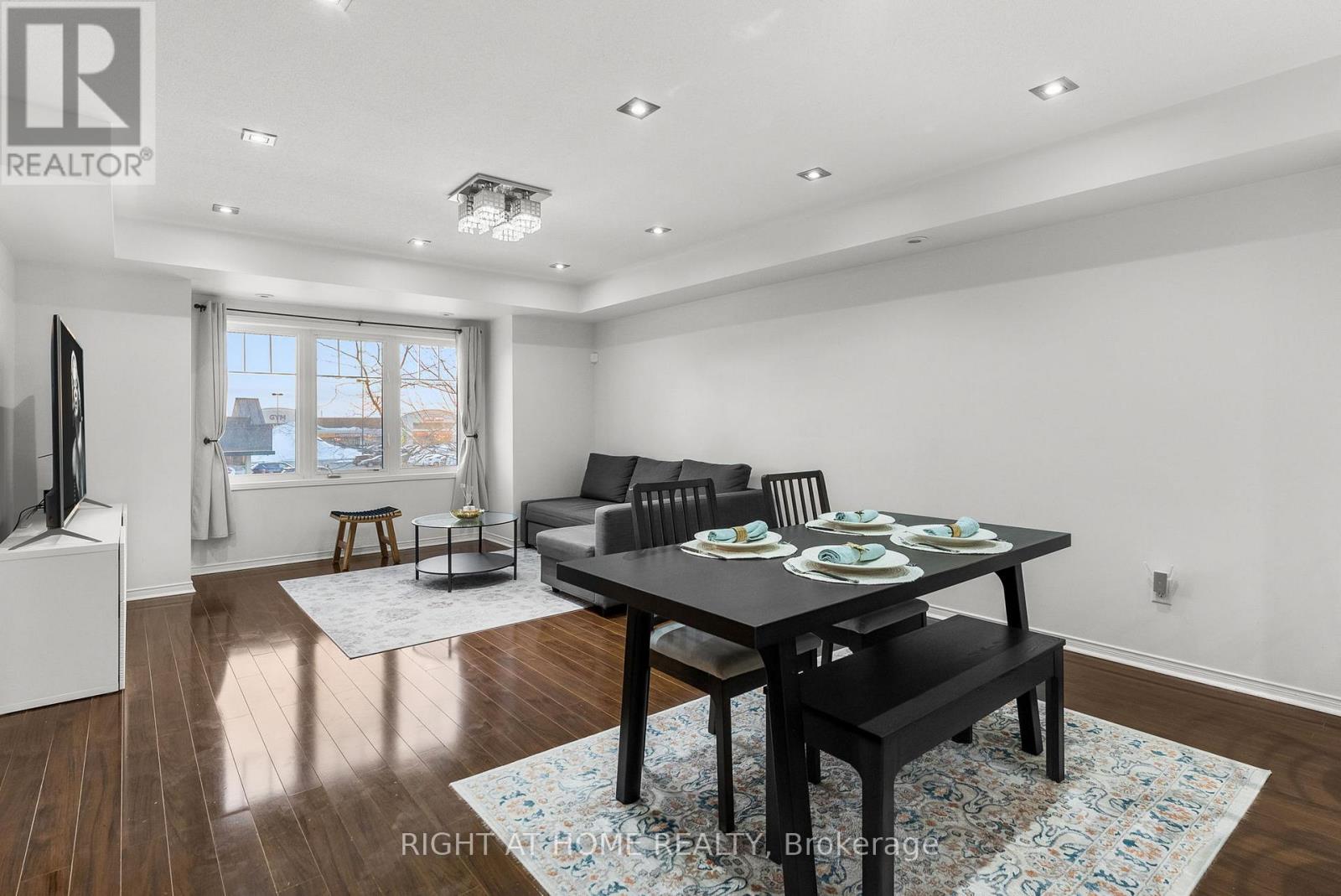 12 - 5725 Tenth Line W, Mississauga, Ontario  L5M 0P7 - Photo 13 - W12834614