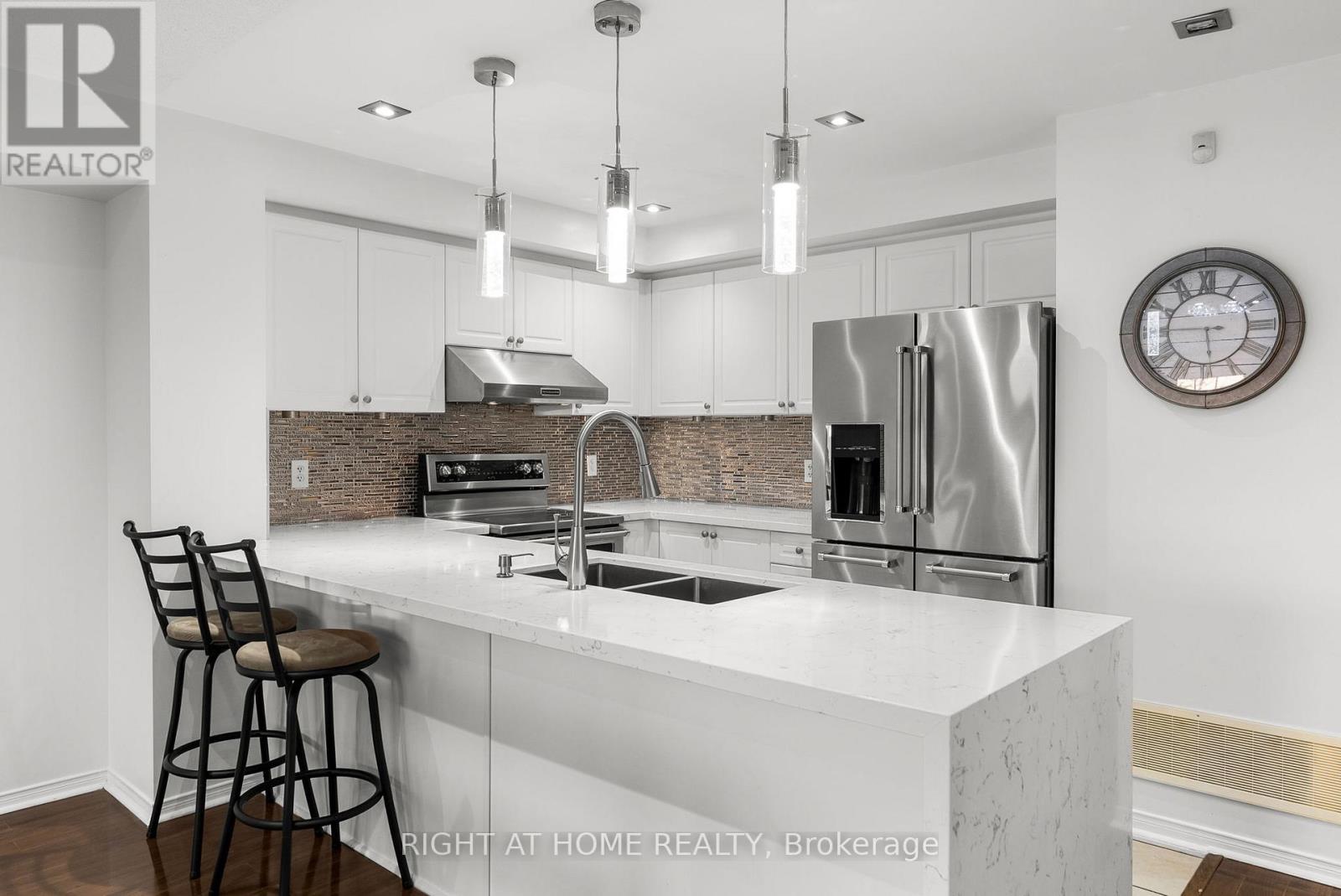 12 - 5725 Tenth Line W, Mississauga, Ontario  L5M 0P7 - Photo 14 - W12834614