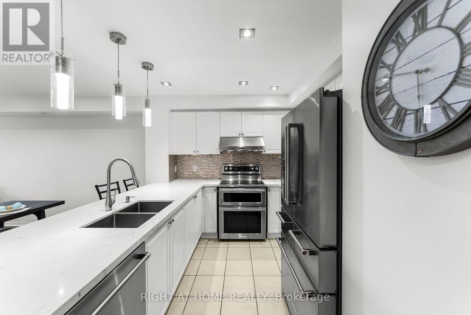 12 - 5725 Tenth Line W, Mississauga, Ontario  L5M 0P7 - Photo 17 - W12834614