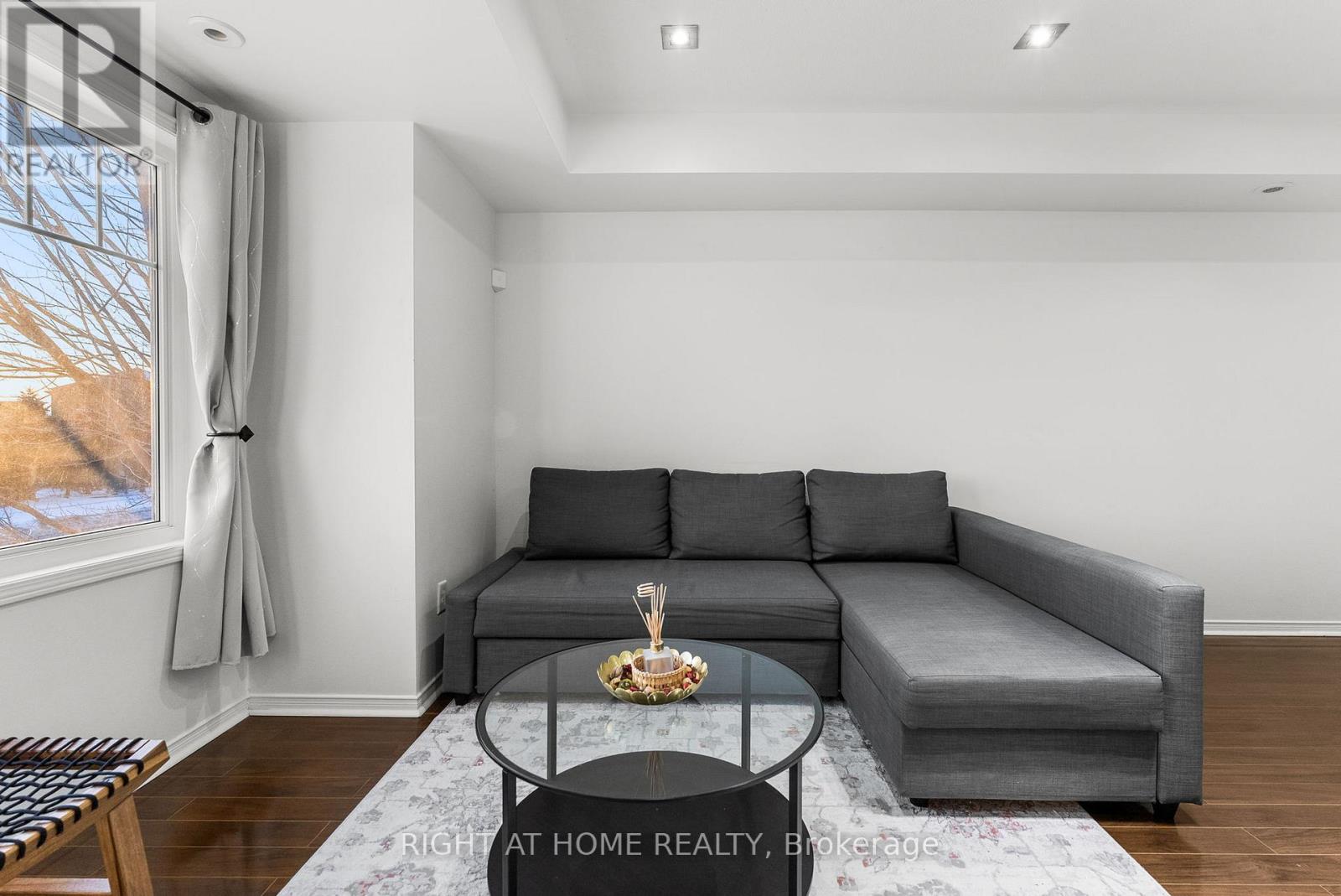 12 - 5725 Tenth Line W, Mississauga, Ontario  L5M 0P7 - Photo 9 - W12834614