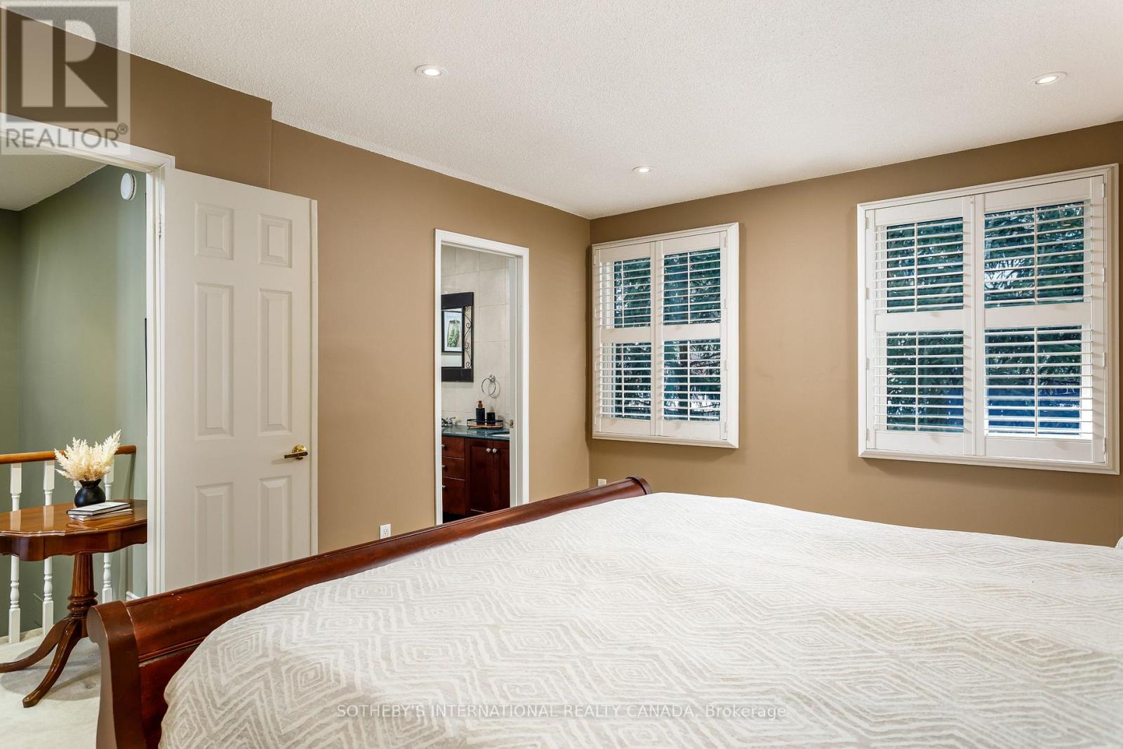 26 Tamarack Circle, Toronto, Ontario  M9P 3T9 - Photo 24 - W12834622