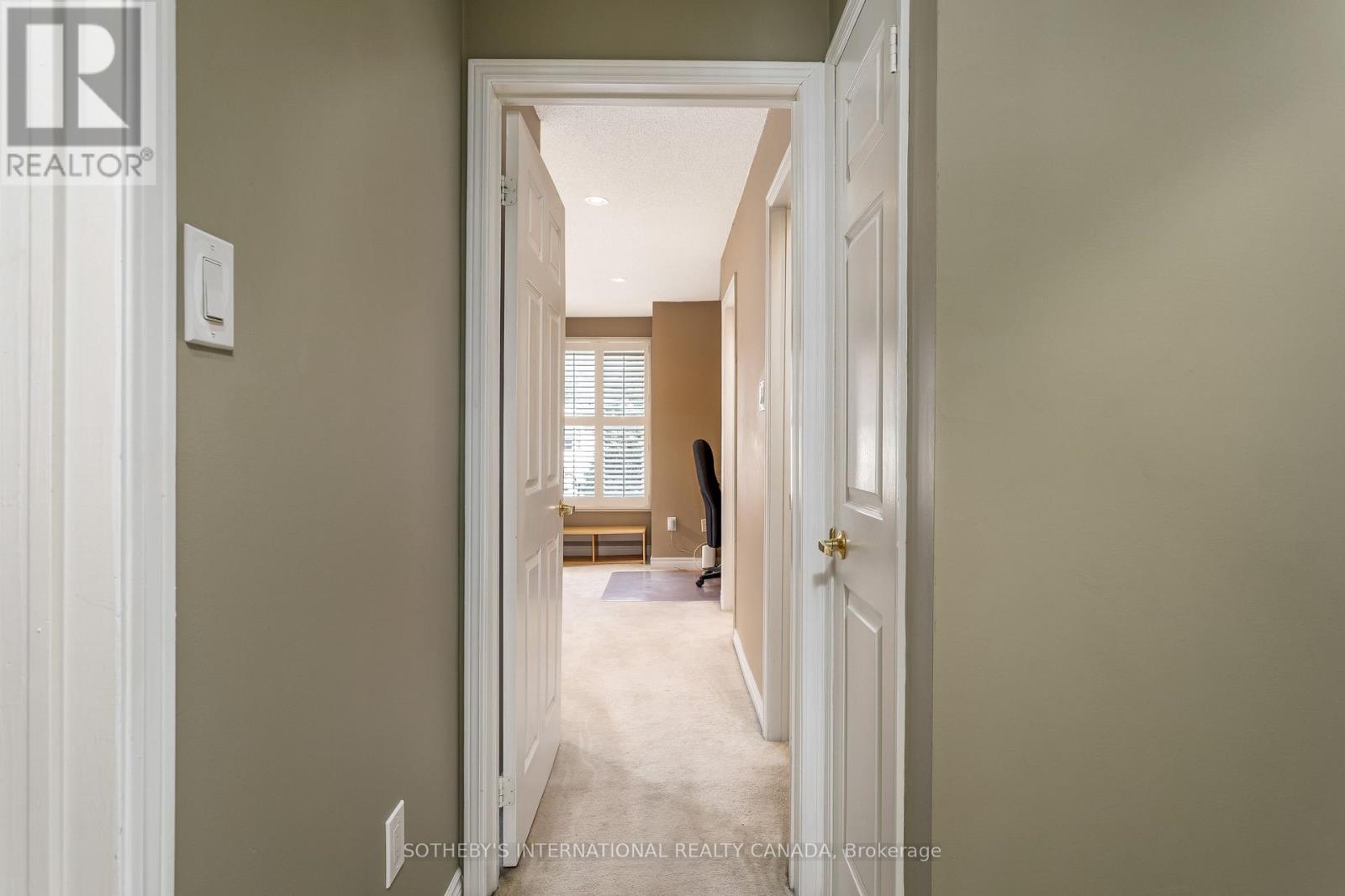 26 Tamarack Circle, Toronto, Ontario  M9P 3T9 - Photo 29 - W12834622