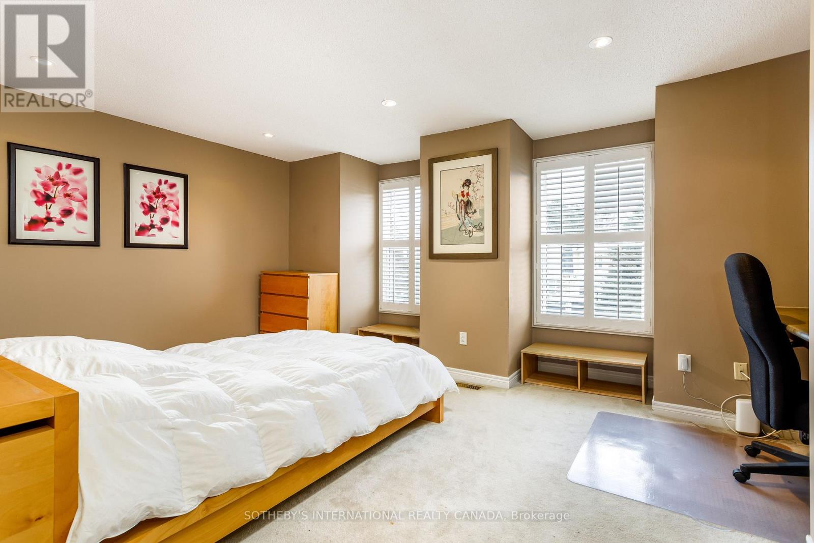 26 Tamarack Circle, Toronto, Ontario  M9P 3T9 - Photo 31 - W12834622