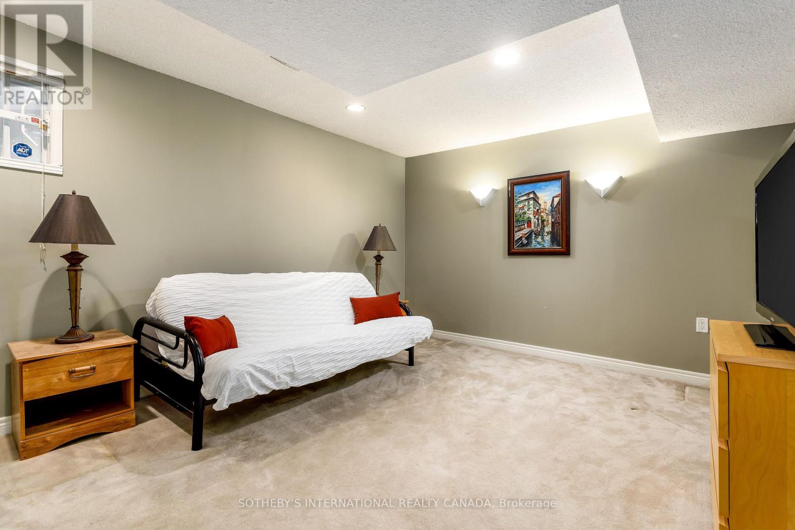 26 Tamarack Circle, Toronto, Ontario  M9P 3T9 - Photo 35 - W12834622