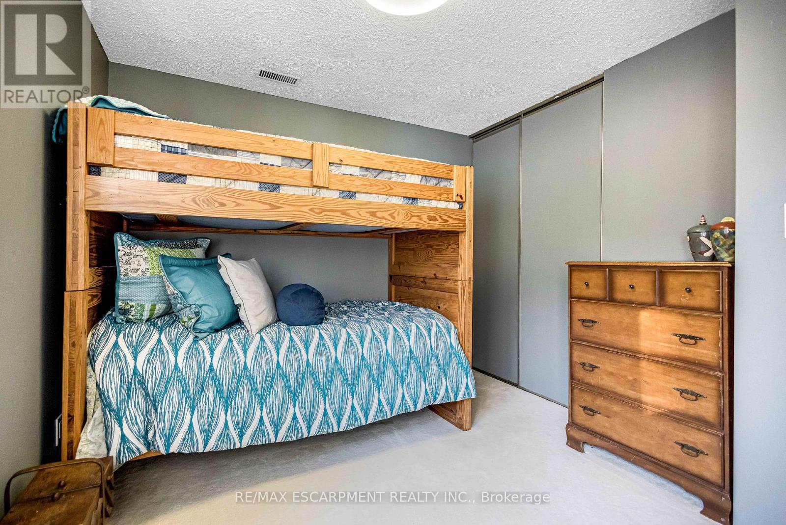 59 Park Road S, Grimsby, Ontario  L3M 4E7 - Photo 25 - X12834532