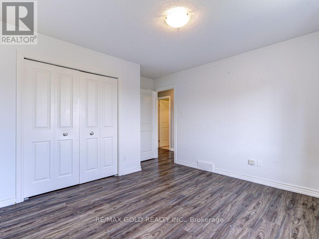 35 - 960 Bitterbush Crescent, London North, Ontario  N6H 0G1 - Photo 21 - X12834554