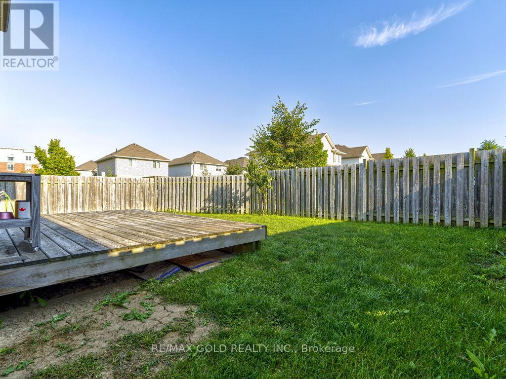 35 - 960 Bitterbush Crescent, London North, Ontario  N6H 0G1 - Photo 39 - X12834554
