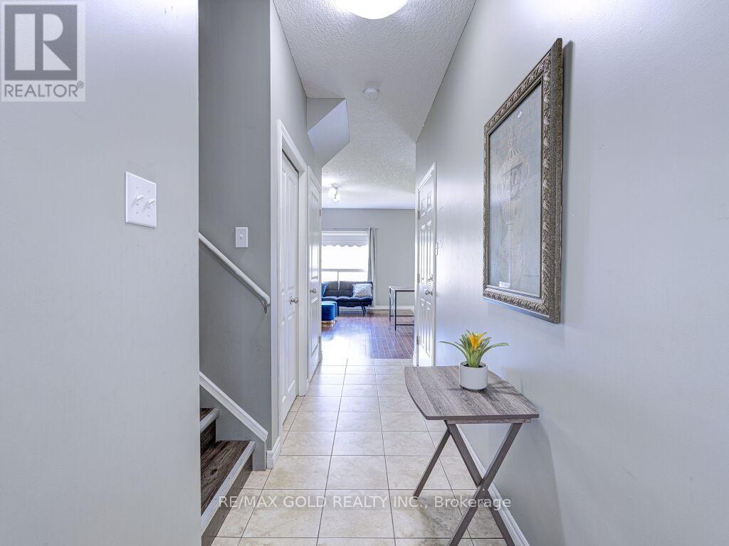 35 - 960 Bitterbush Crescent, London North, Ontario  N6H 0G1 - Photo 43 - X12834554