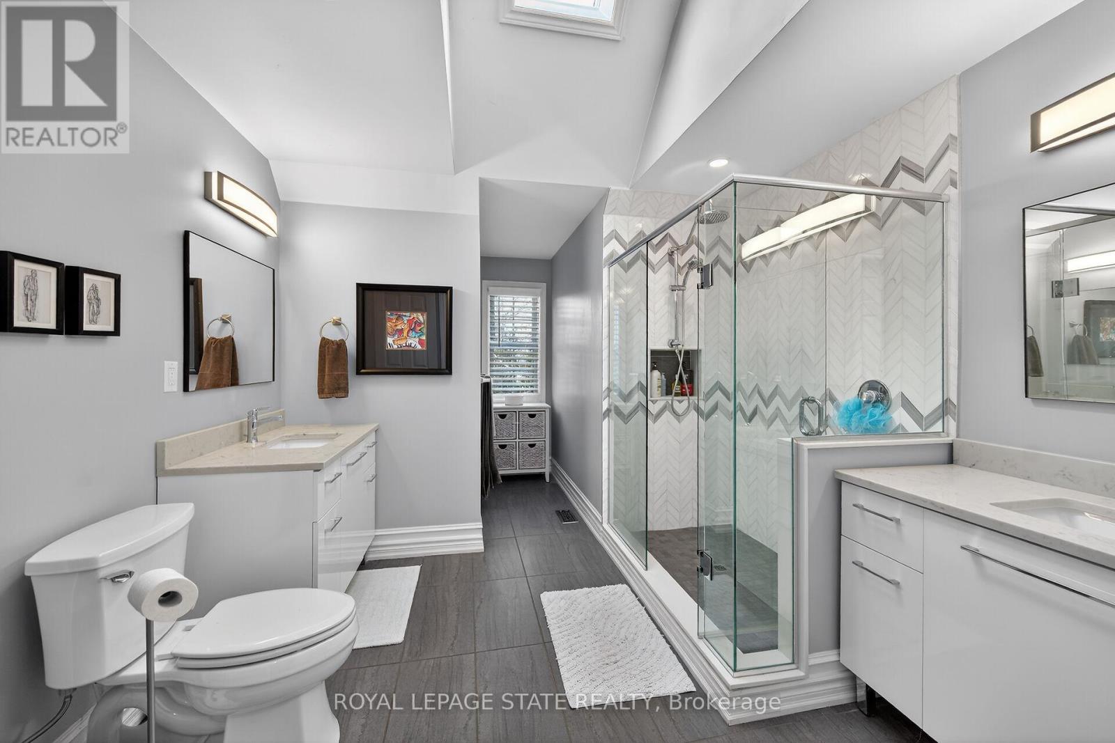 12 - 334 Wilson Street W, Hamilton, Ontario  L9G 1N5 - Photo 24 - X12834604