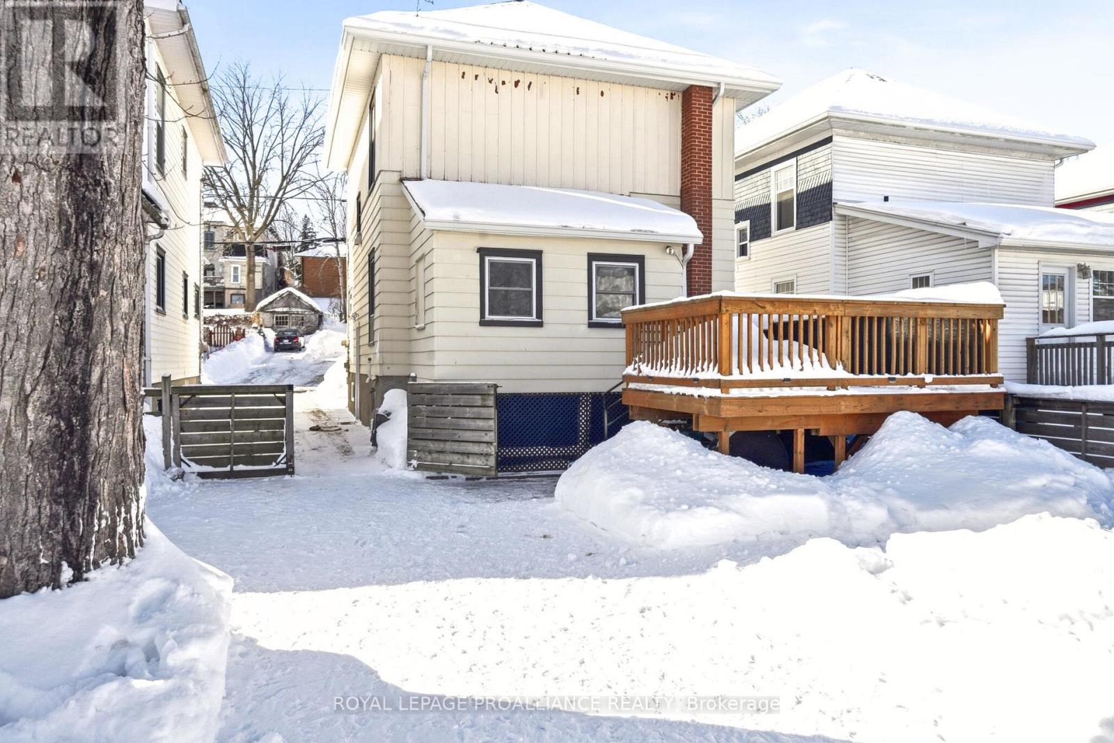 11 Cedar Street, Belleville, Ontario  K8P 3L8 - Photo 34 - X12749352