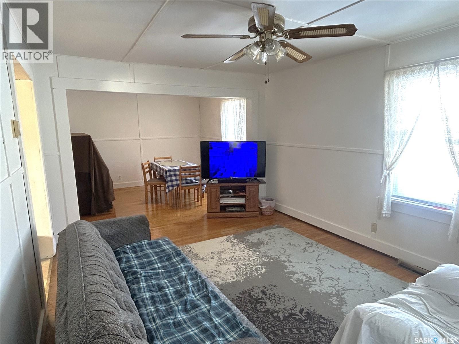 326 Taylor Street, Bienfait, Saskatchewan  S0C 0M0 - Photo 19 - SK029485