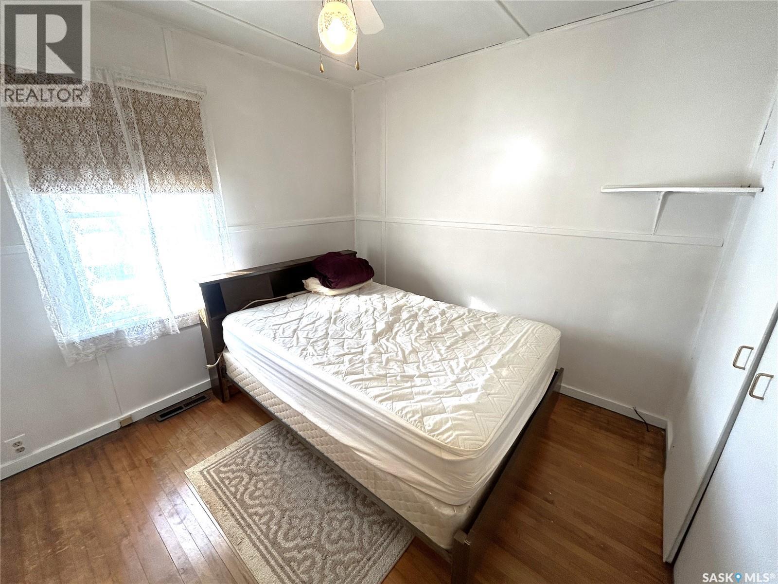 326 Taylor Street, Bienfait, Saskatchewan  S0C 0M0 - Photo 20 - SK029485