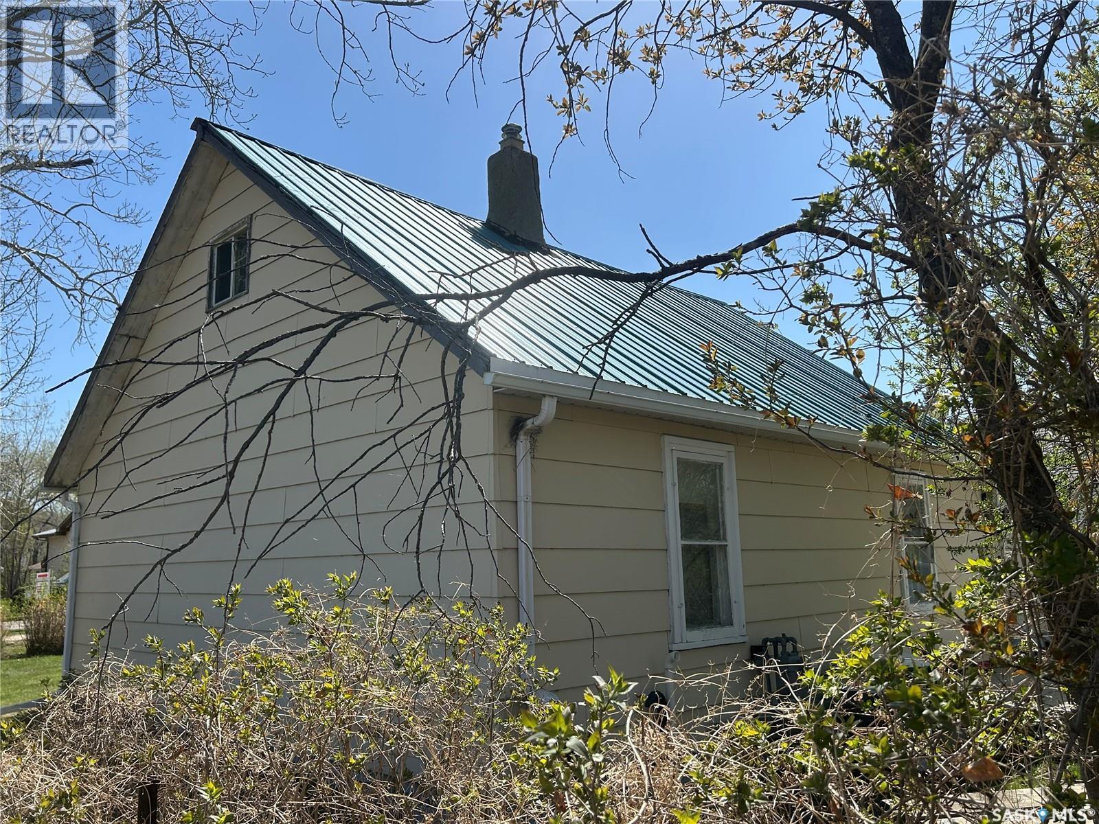 326 Taylor Street, Bienfait, Saskatchewan  S0C 0M0 - Photo 39 - SK029485