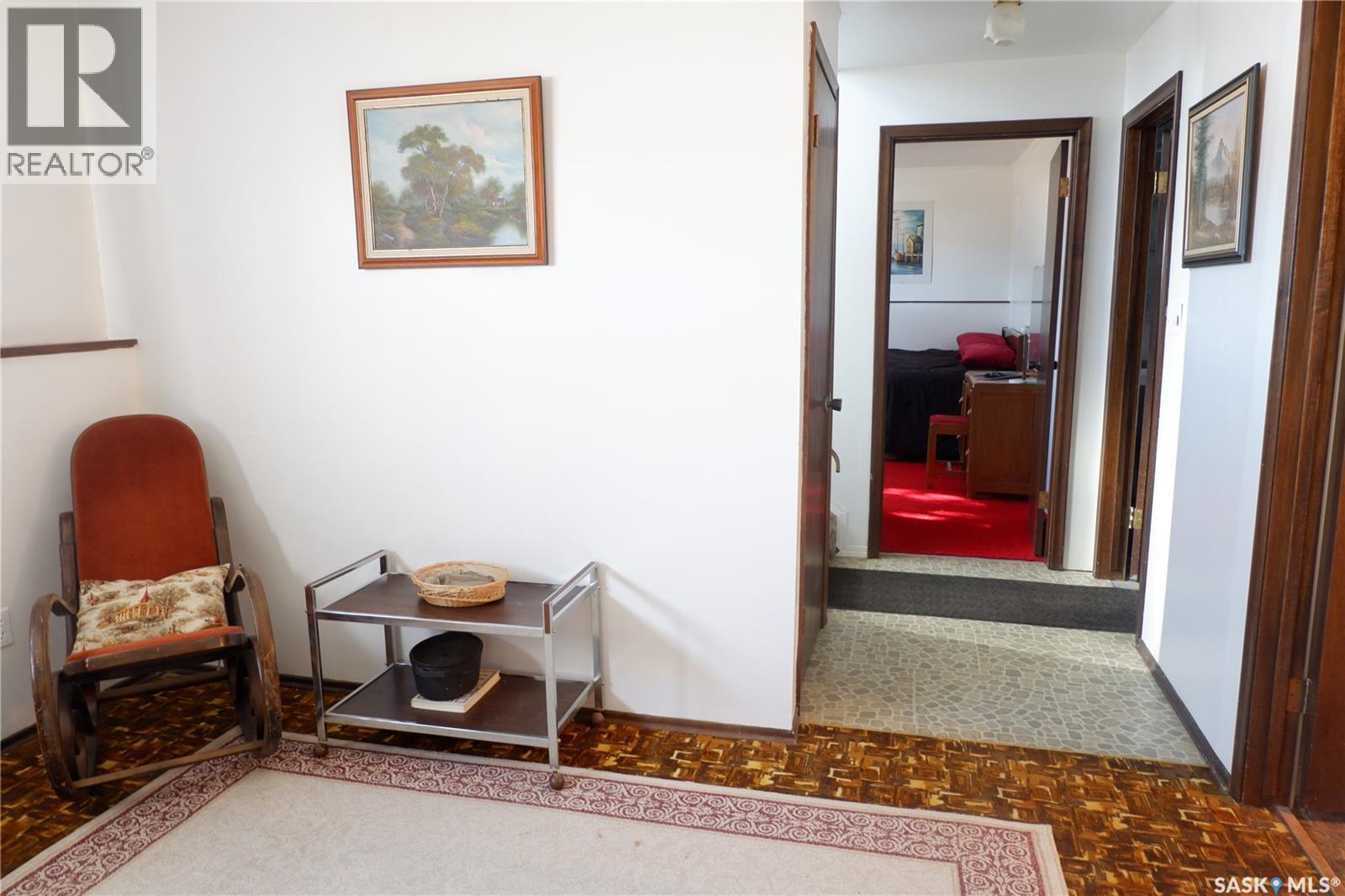 529 6th Avenue E, Assiniboia, Saskatchewan  S0H 0B0 - Photo 32 - SK029477