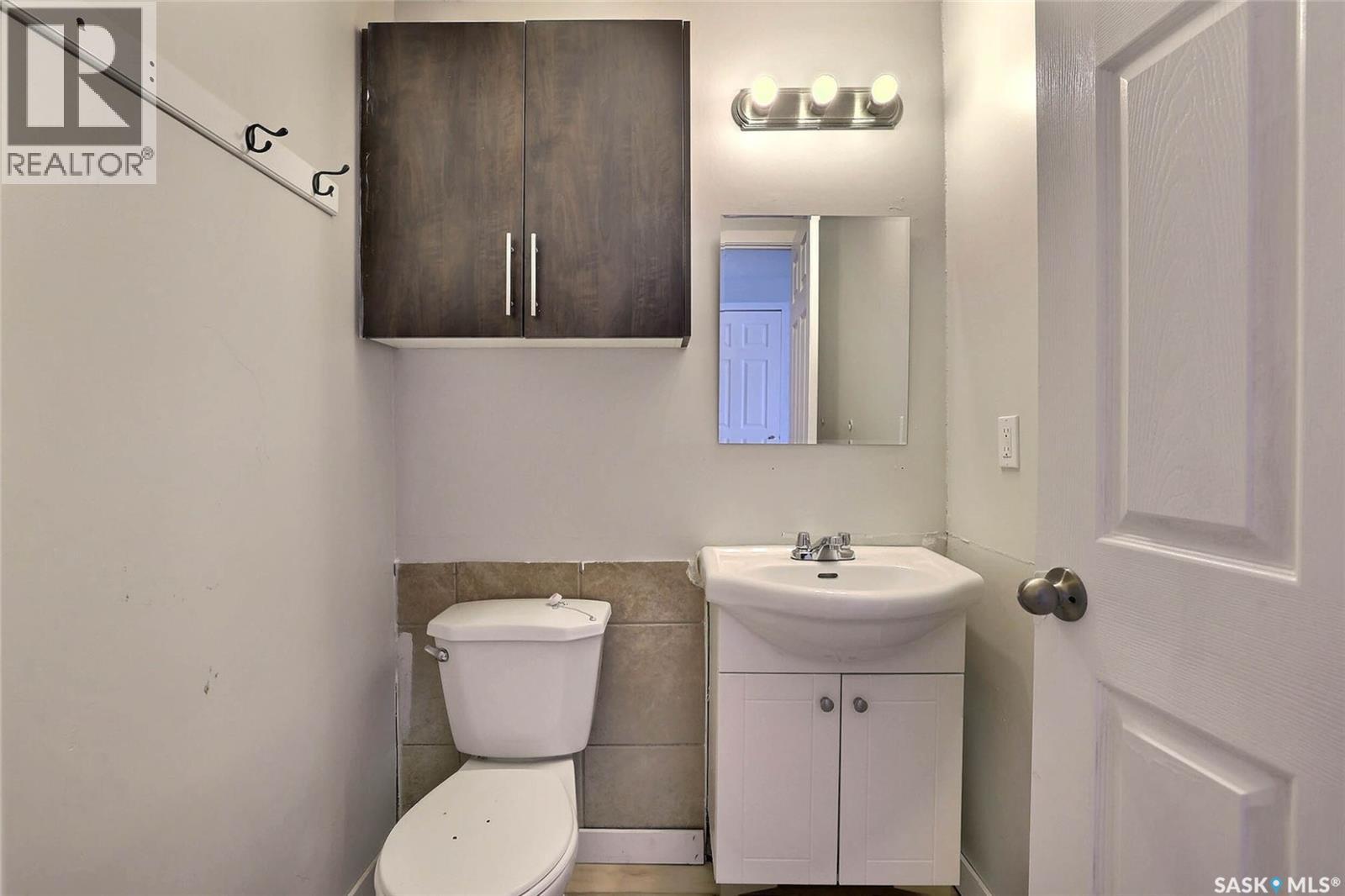 1135 Mctavish Street, Regina, Saskatchewan  S4T 3V6 - Photo 9 - SK029473