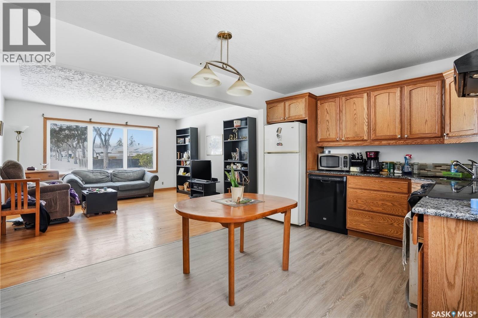 3117 Inver Crescent E, Regina, Saskatchewan  S4N 2K7 - Photo 6 - SK029316