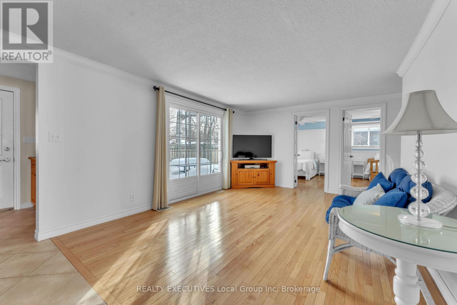 981 Premier Road, North Bay (Ferris), Ontario  P1A 2H9 - Photo 10 - X12834704