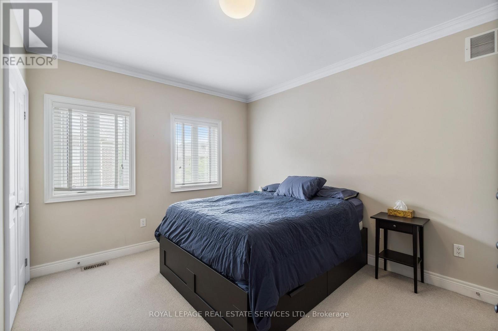 122 Six Point Road, Toronto, Ontario  M8Z 0A1 - Photo 15 - W12834612