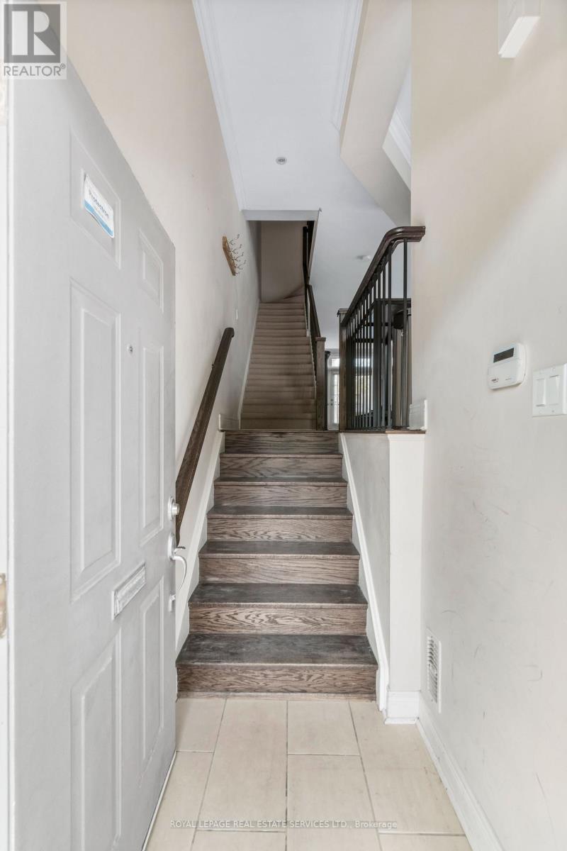 122 Six Point Road, Toronto, Ontario  M8Z 0A1 - Photo 30 - W12834612