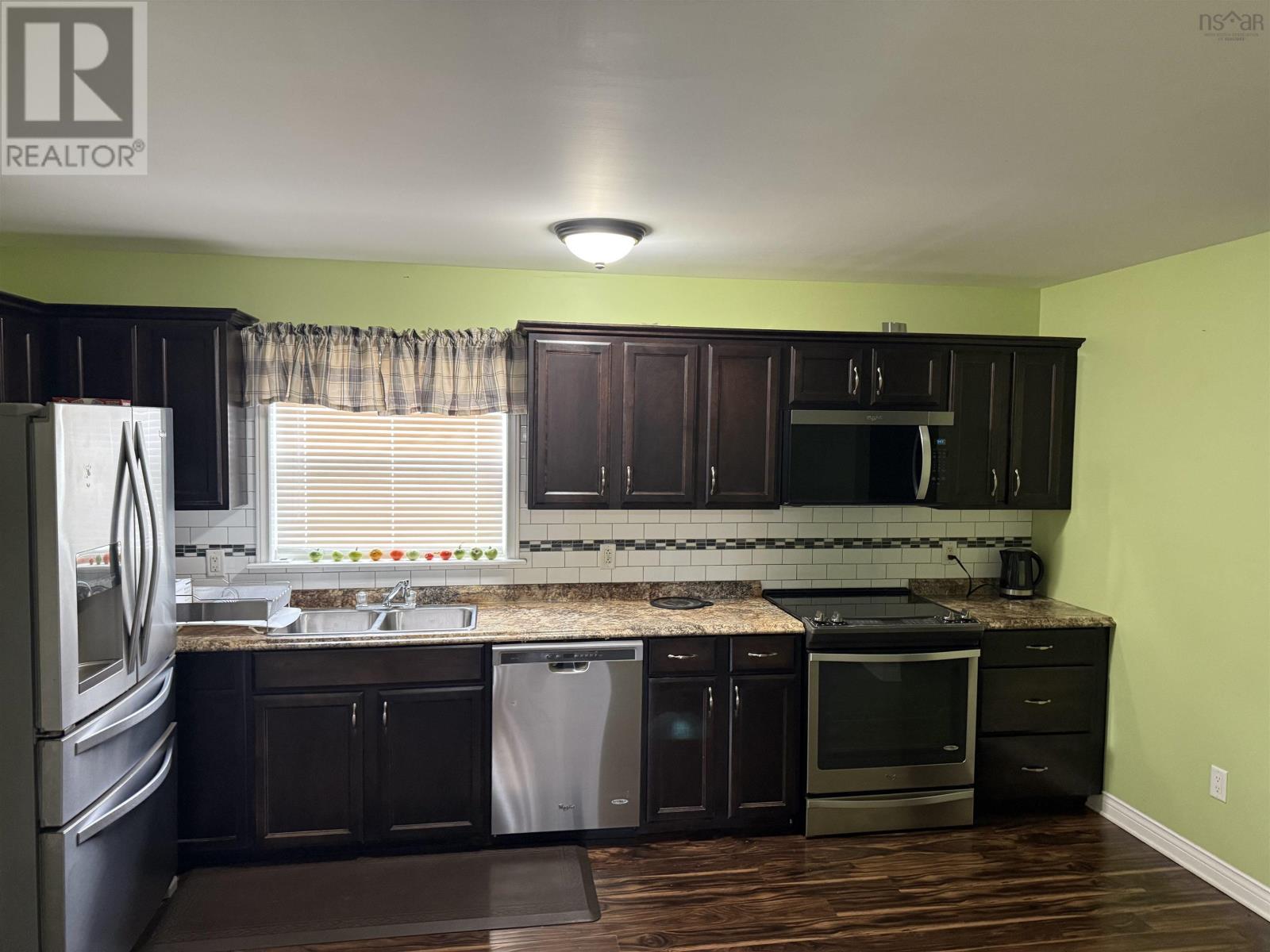 339 Hudson Street, New Waterford, Nova Scotia B1E 3P7 - Photo 8 - 202521956