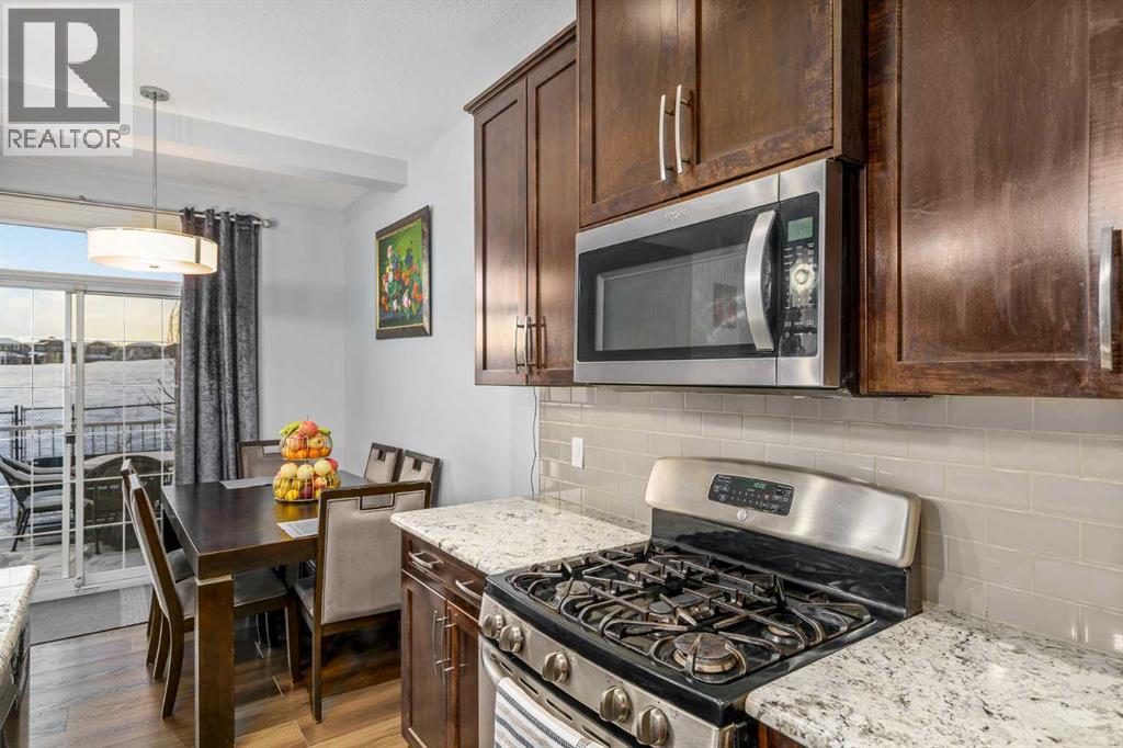 254 Silverado Plains Circle Sw, Calgary, Alberta  T2X 0R5 - Photo 11 - A2282027
