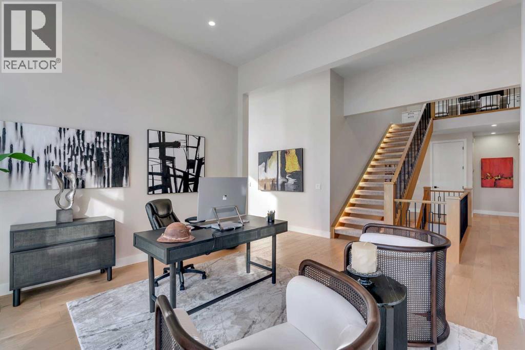 100 Elkton Close Sw, Calgary, Alberta T3H 1W6 - Photo 6 - A2284990