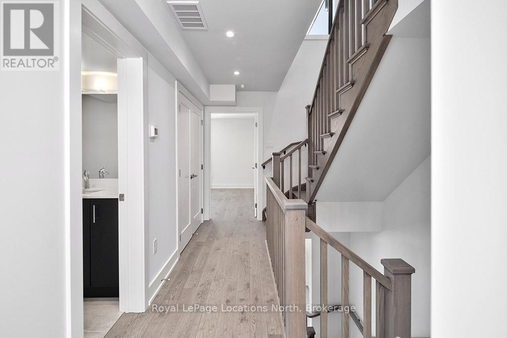 18 - 117 Sladden Court, Blue Mountains, Ontario  N0H 2P0 - Photo 23 - X12834696