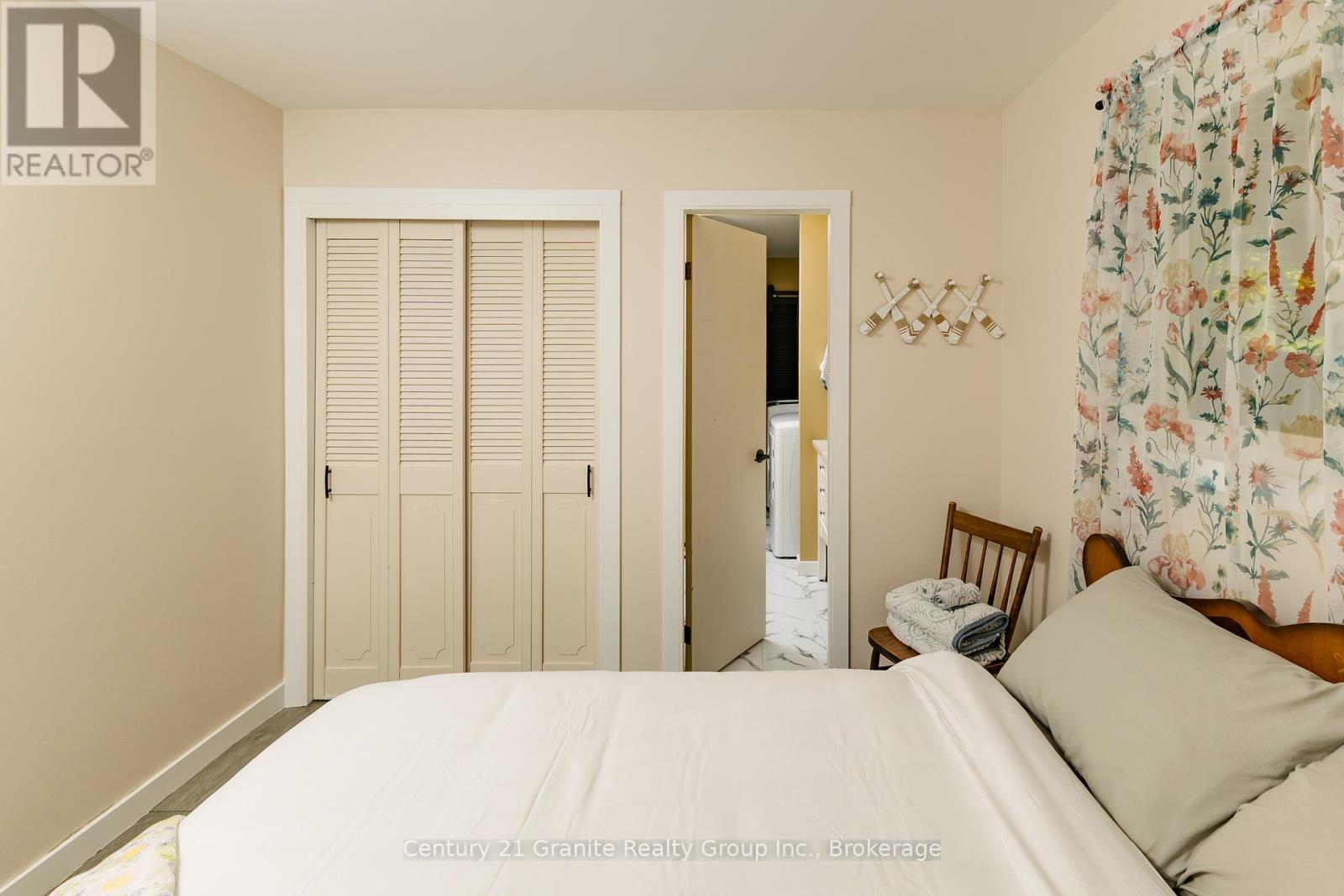 2347 Kashagawigamog Lake Road, Minden Hills, Ontario  K0M 2K0 - Photo 14 - X12834856