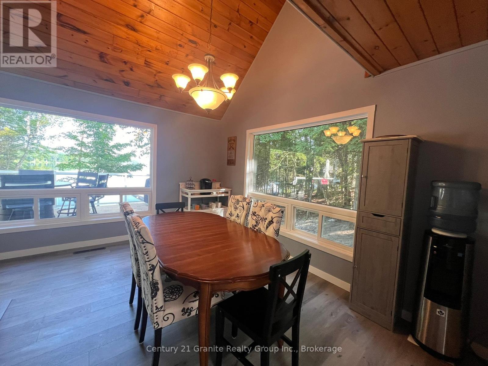 2347 Kashagawigamog Lake Road, Minden Hills, Ontario  K0M 2K0 - Photo 8 - X12834856